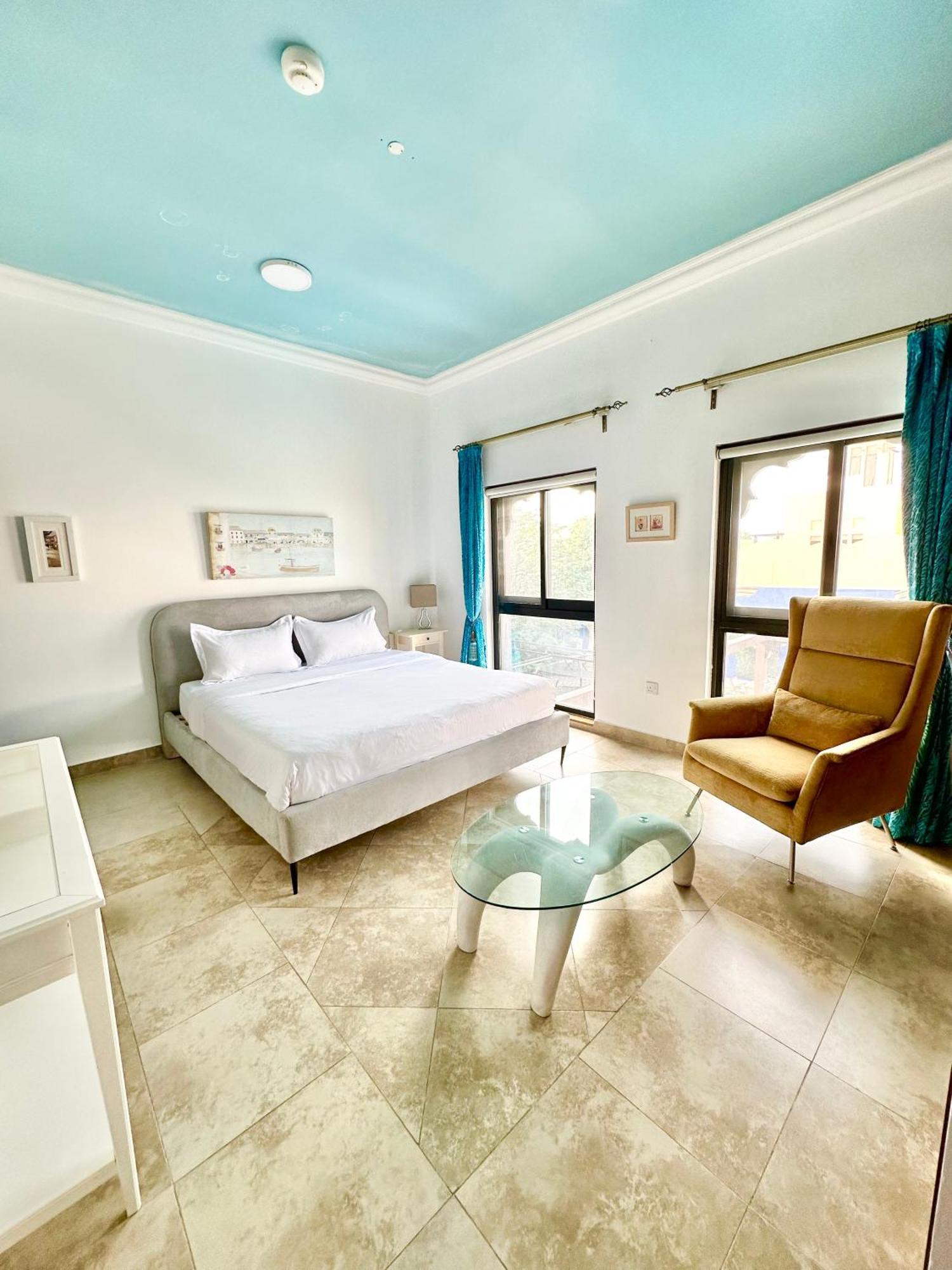 Dari Hotel Dubai Exterior photo