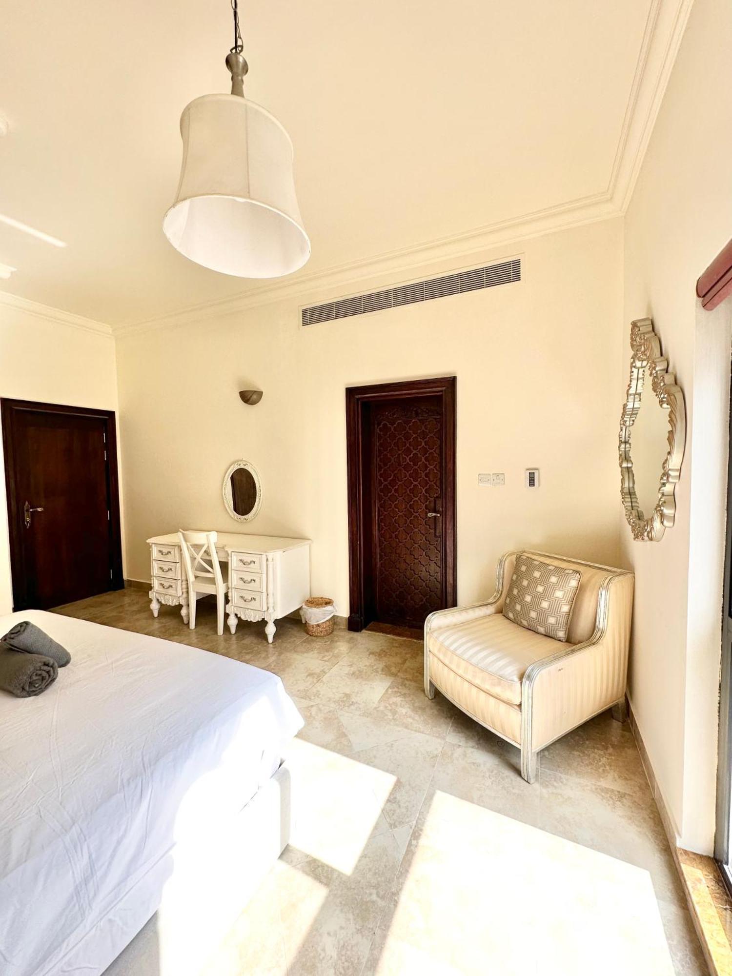 Dari Hotel Dubai Exterior photo