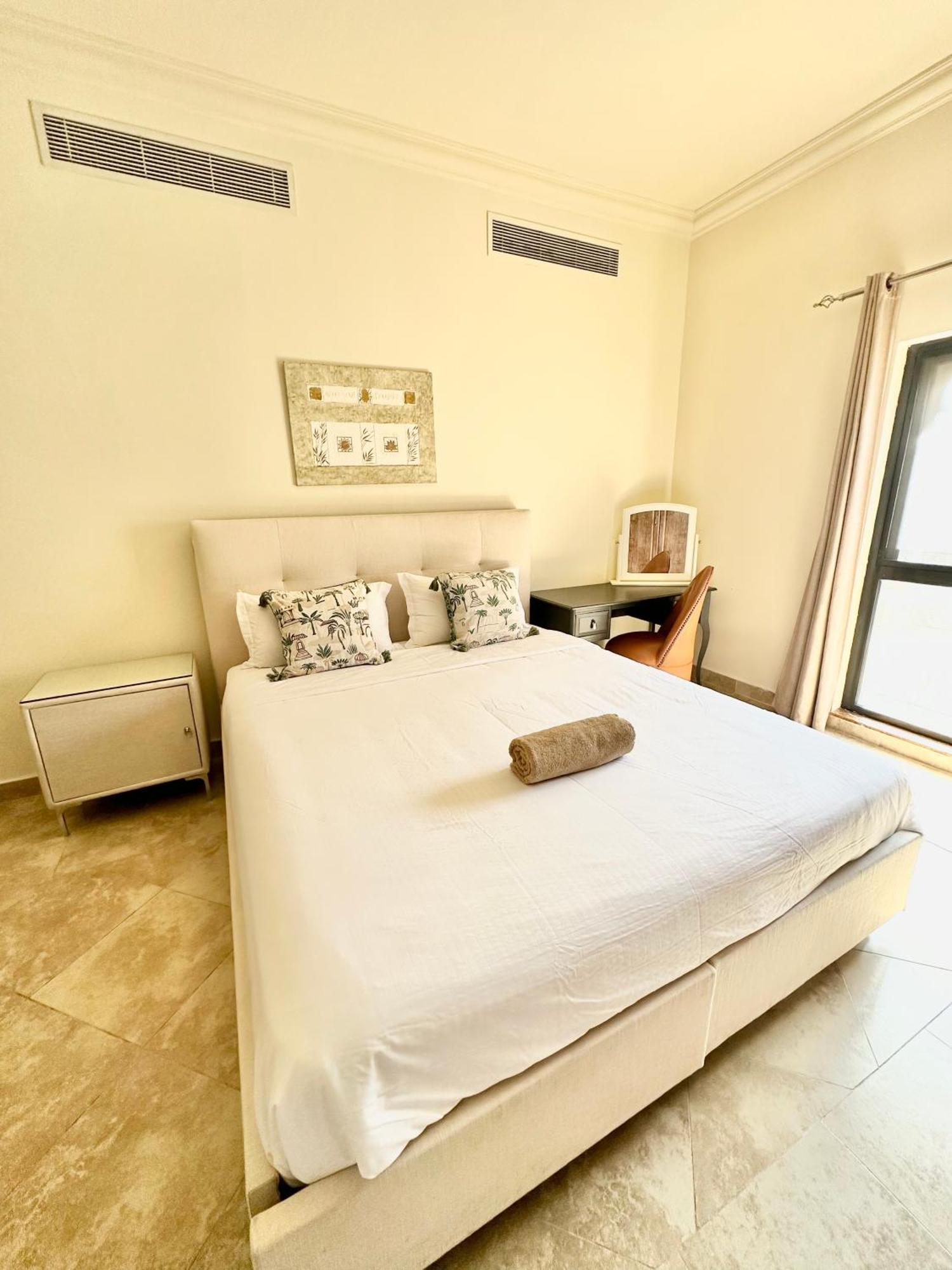 Dari Hotel Dubai Exterior photo