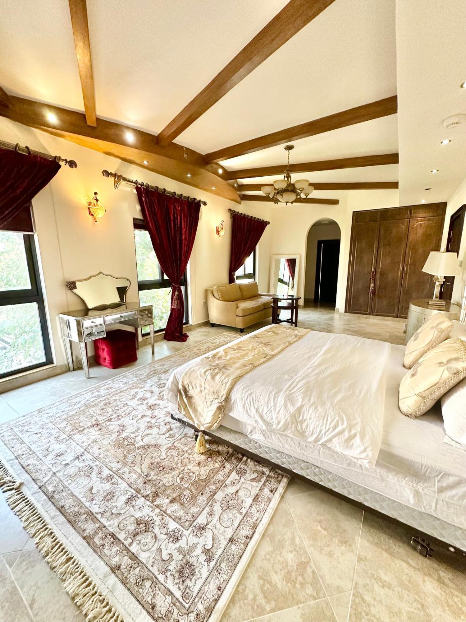 Dari Hotel Dubai Exterior photo