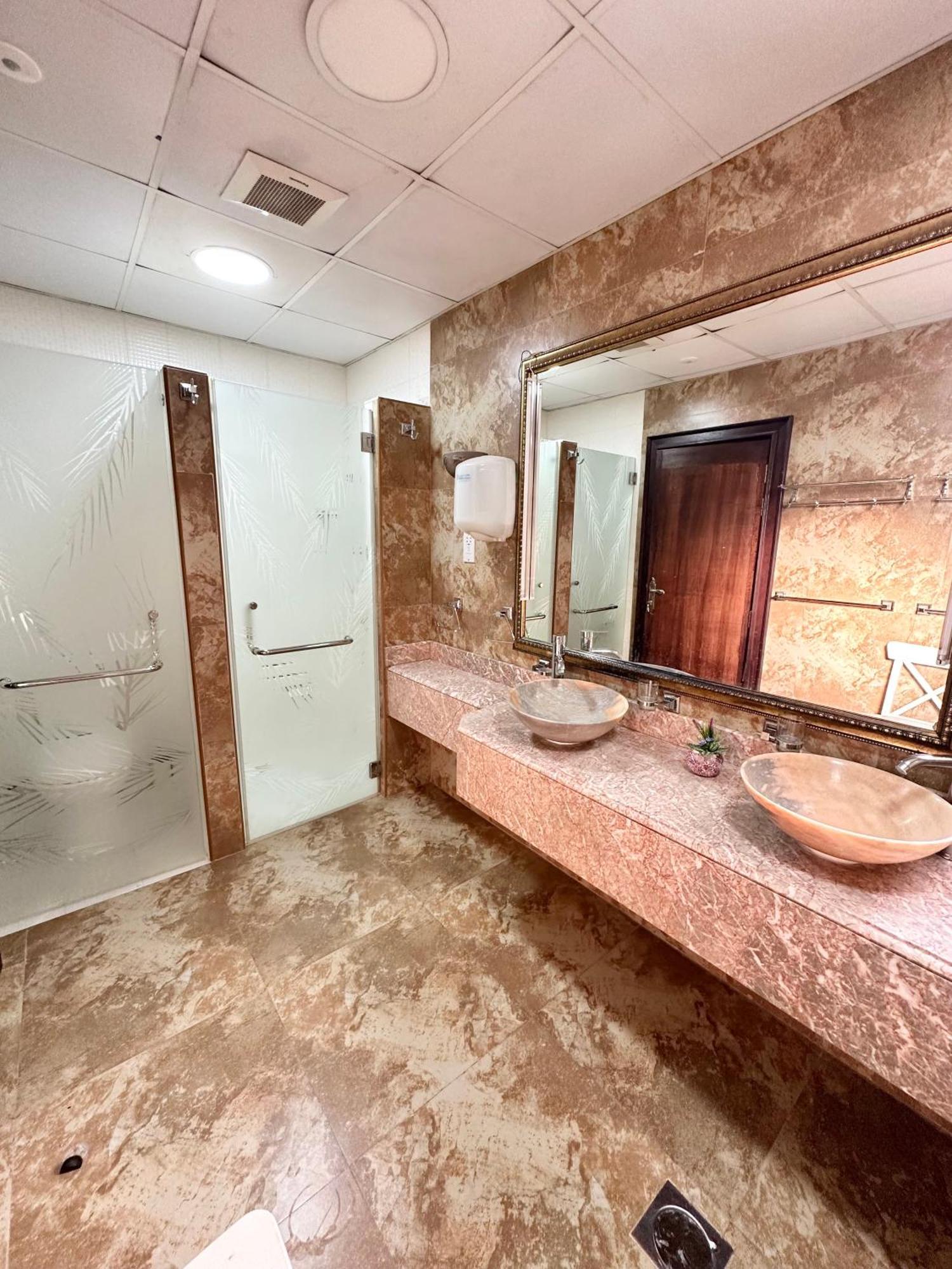 Dari Hotel Dubai Exterior photo